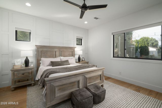 3226 E GLENROSA Avenue, Phoenix, AZ 85018