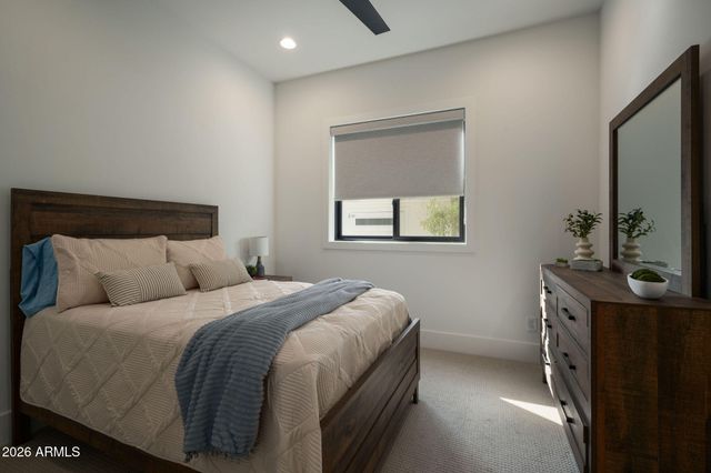 3226 E GLENROSA Avenue, Phoenix, AZ 85018