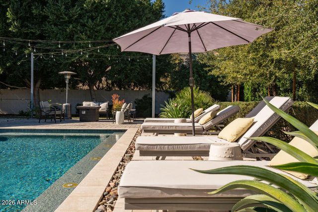 3226 E GLENROSA Avenue, Phoenix, AZ 85018