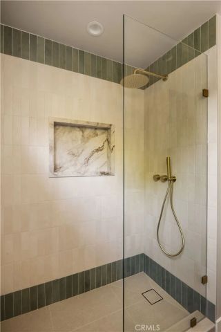 1806 Hummingbird Drive, Costa Mesa, CA 92626
