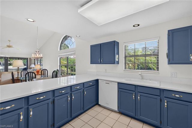 6623 Ilex CIR C, Naples, FL 34109