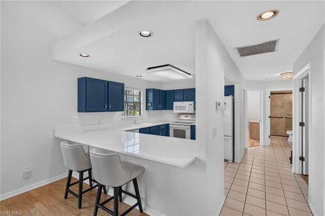 6623 Ilex CIR C, Naples, FL 34109