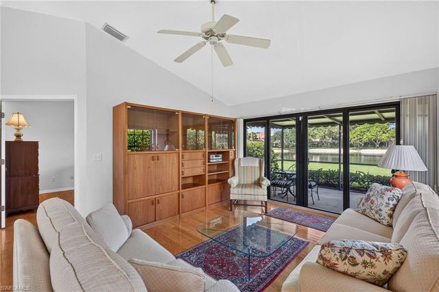 6623 Ilex CIR C, Naples, FL 34109