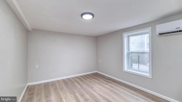 211 N SACRAMENTO AVE, Ventnor City, NJ 08406