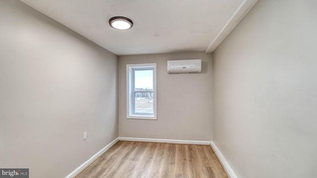 211 N SACRAMENTO AVE, Ventnor City, NJ 08406