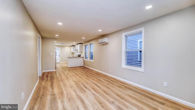 211 N SACRAMENTO AVE, Ventnor City, NJ 08406