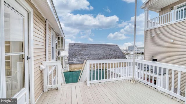 211 N SACRAMENTO AVE, Ventnor City, NJ 08406