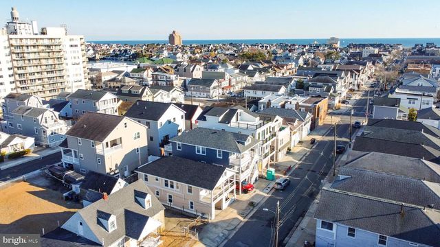 211 N SACRAMENTO AVE, Ventnor City, NJ 08406