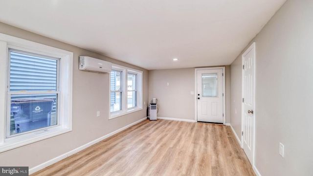 211 N SACRAMENTO AVE, Ventnor City, NJ 08406