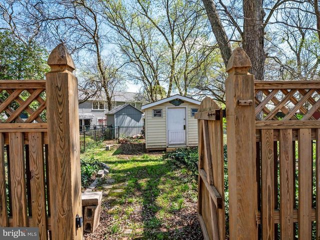 10-W SOUTHWAY, Greenbelt, MD 20770