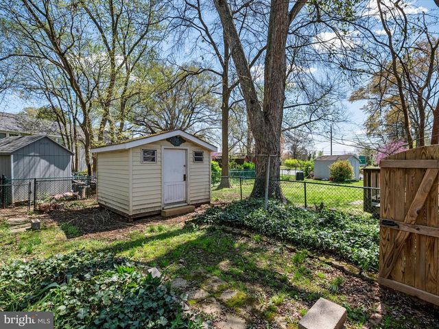 10-W SOUTHWAY, Greenbelt, MD 20770