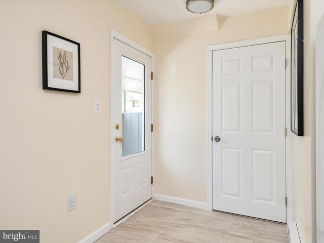 10-W SOUTHWAY, Greenbelt, MD 20770