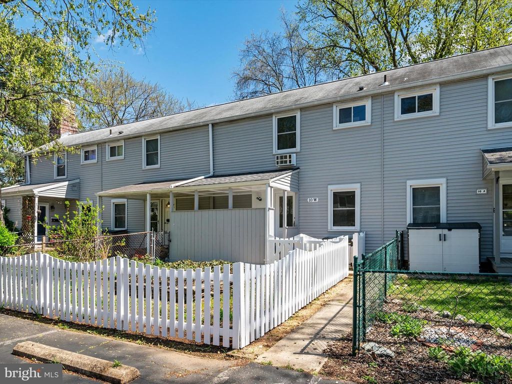 10-W SOUTHWAY, Greenbelt, MD 20770