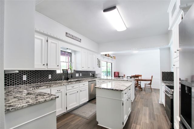 19413 US Highway 79 E, Jacksonville, TX 75766