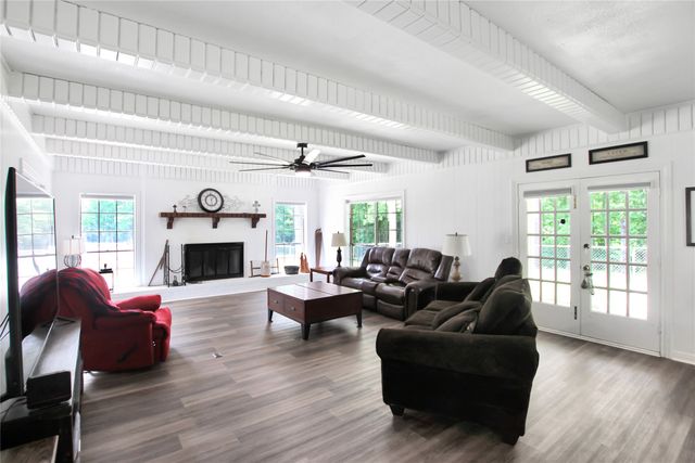 19413 US Highway 79 E, Jacksonville, TX 75766