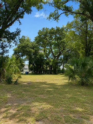 2751 3RD AVENUE S, St Petersburg, FL 33712
