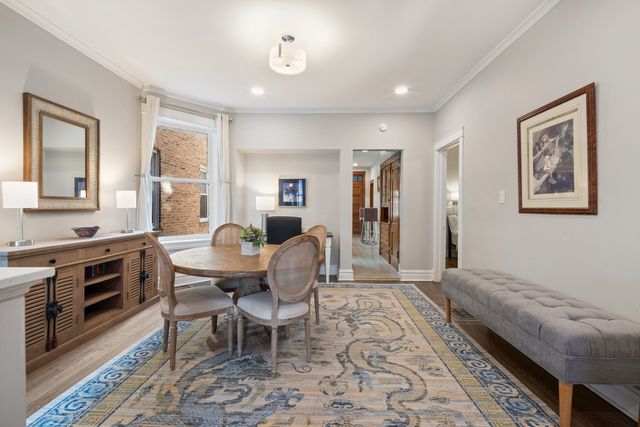 2253 W Giddings Street 1, Chicago, IL 60625