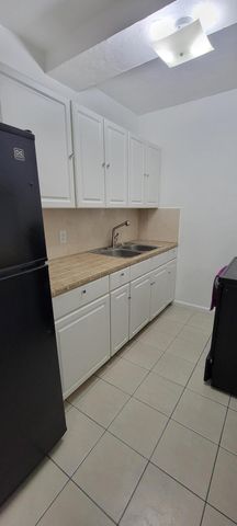 7300 Byron Avenue 12a, Miami Beach, FL 33141