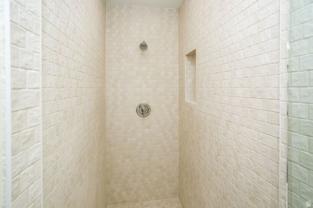 1081 S 700 E, Salt Lake City, UT 84105