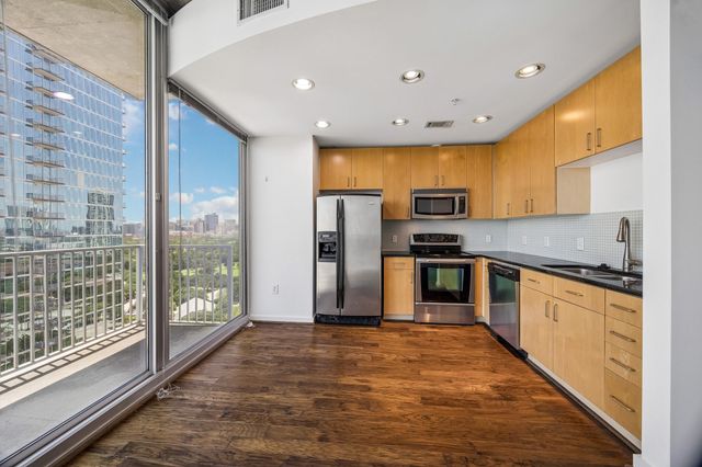 5925 Almeda Road 11606, Houston, TX 77004
