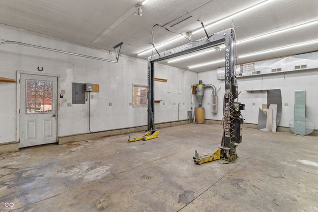 5320 N County Road 600 E, Brownsburg, IN 46112