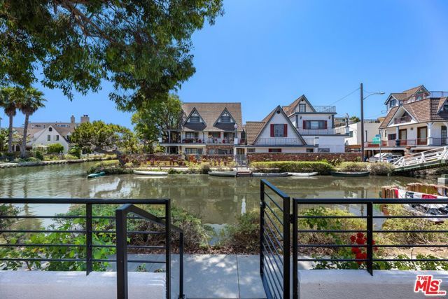 2331 Eastern Canal, Venice (los Angeles), CA 90291