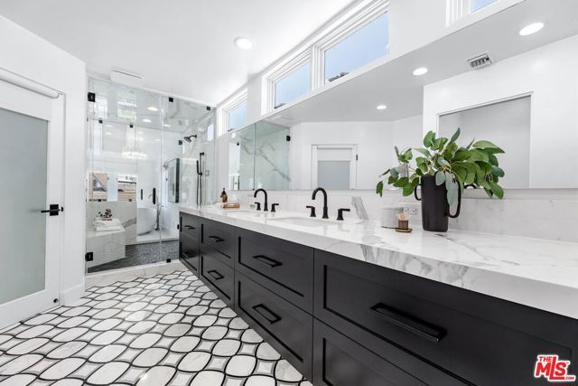 2331 Eastern Canal, Venice (los Angeles), CA 90291