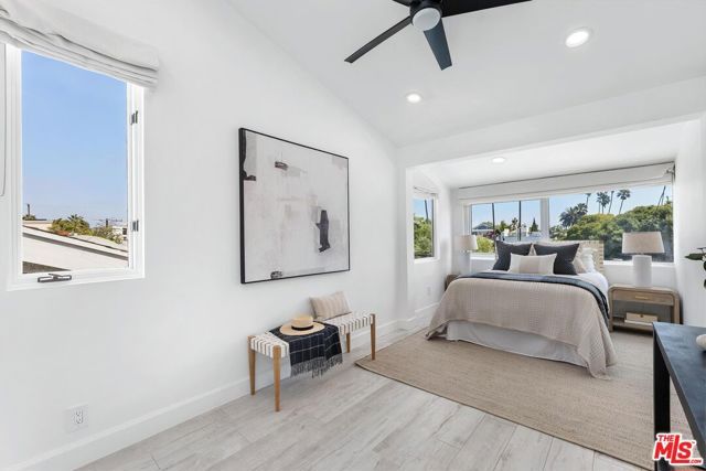 2331 Eastern Canal, Venice (los Angeles), CA 90291