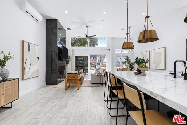 2331 Eastern Canal, Venice (los Angeles), CA 90291
