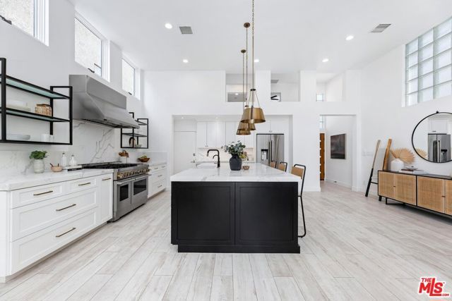 2331 Eastern Canal, Venice (los Angeles), CA 90291