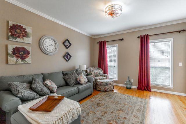 35 S Links Drive, Ringgold, GA 30736