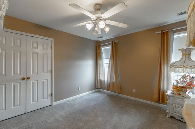 35 S Links Drive, Ringgold, GA 30736