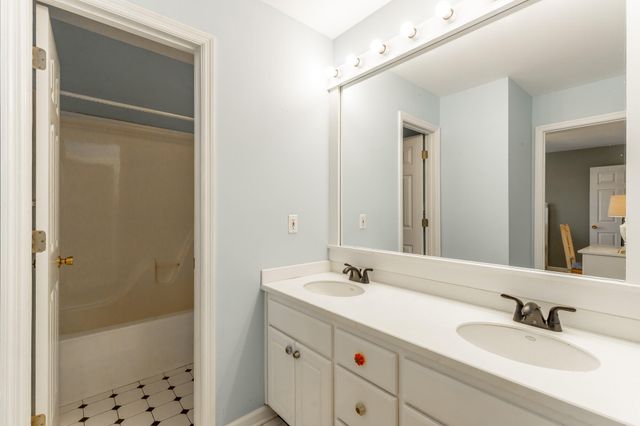 35 S Links Drive, Ringgold, GA 30736