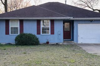 2015 N Benton Avenue, Springfield, MO 65803