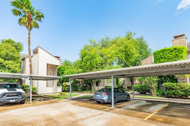7098 N Holiday Drive, Galveston, TX 77550
