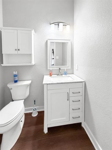 2569 Lands End Drive, Carrollton, TX 75006