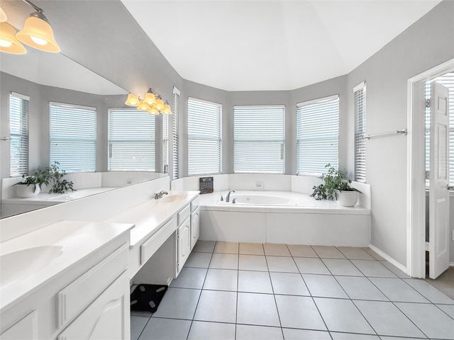 2569 Lands End Drive, Carrollton, TX 75006