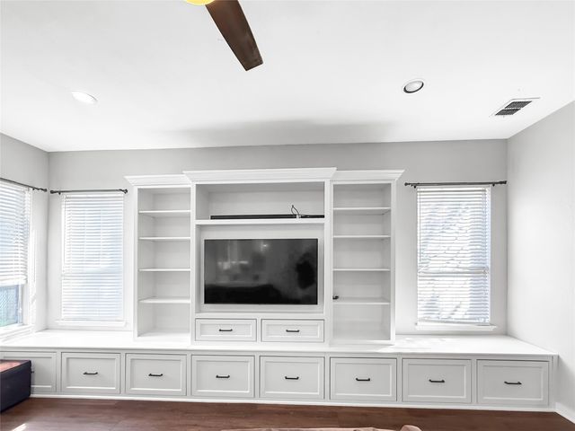 2569 Lands End Drive, Carrollton, TX 75006
