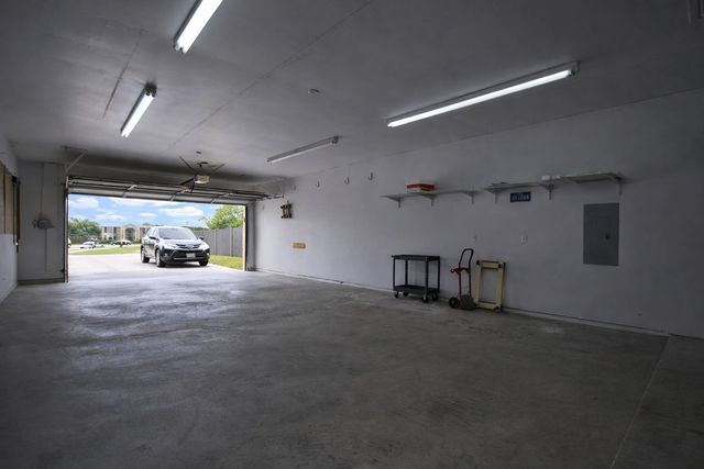 7504 Saddleridge Drive, Dallas, TX 75249