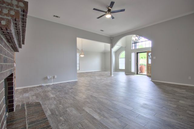 7504 Saddleridge Drive, Dallas, TX 75249