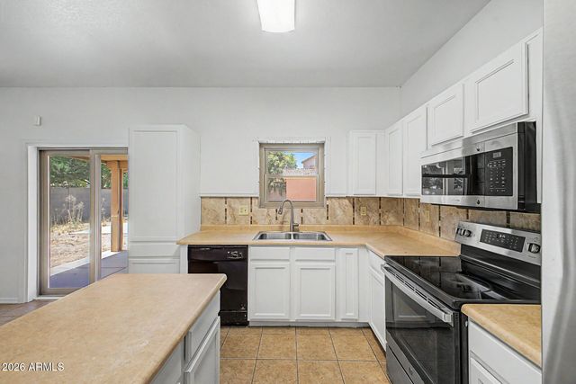 3210 S 64TH Avenue, Phoenix, AZ 85043