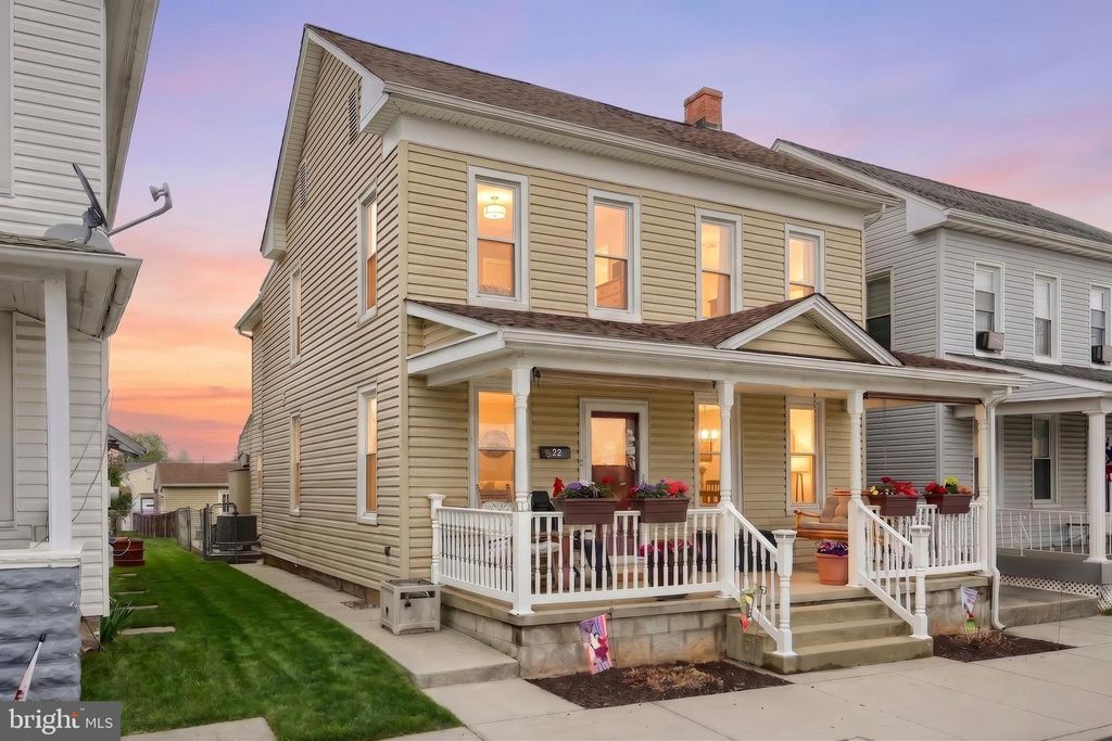 Image 1 of property listing at 22 N 4TH ST, Mc Sherrystown, PA 17344