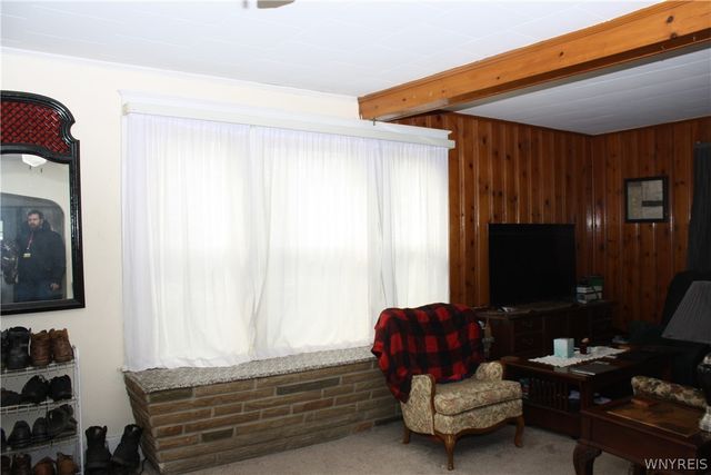 207 74th Street, Niagara Falls, NY 14304