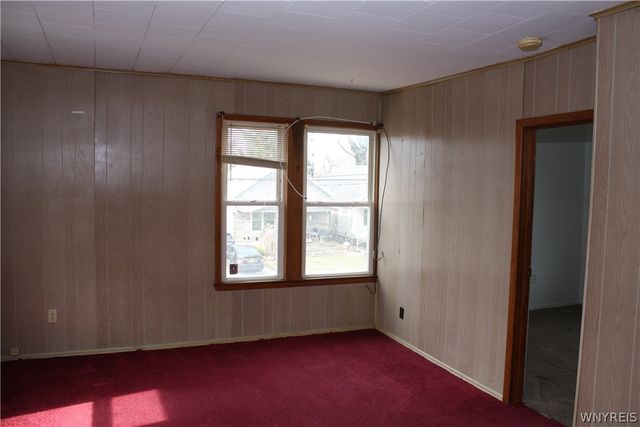 207 74th Street, Niagara Falls, NY 14304