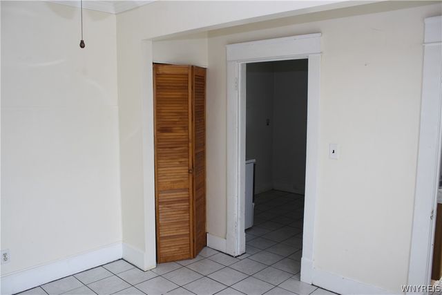 207 74th Street, Niagara Falls, NY 14304