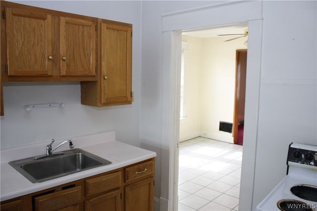 207 74th Street, Niagara Falls, NY 14304