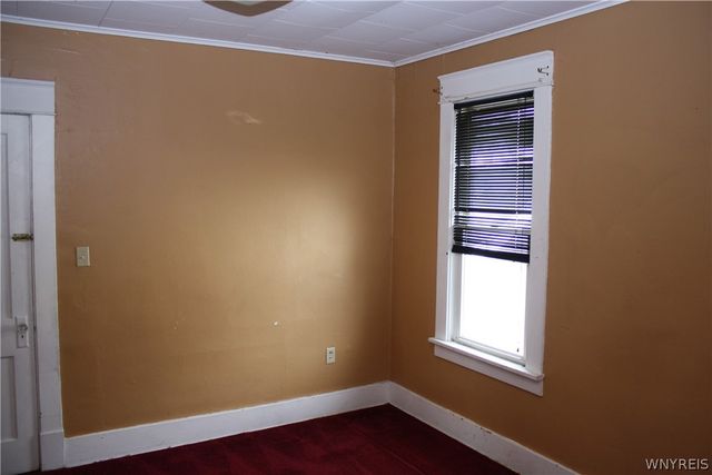 207 74th Street, Niagara Falls, NY 14304