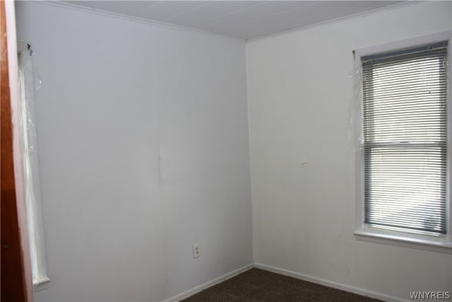 207 74th Street, Niagara Falls, NY 14304