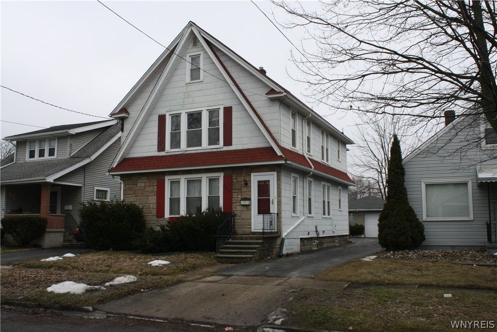 207 74th Street, Niagara Falls, NY 14304