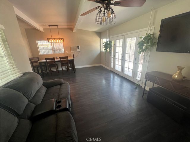4267 Canterbury, Riverside, CA 92504